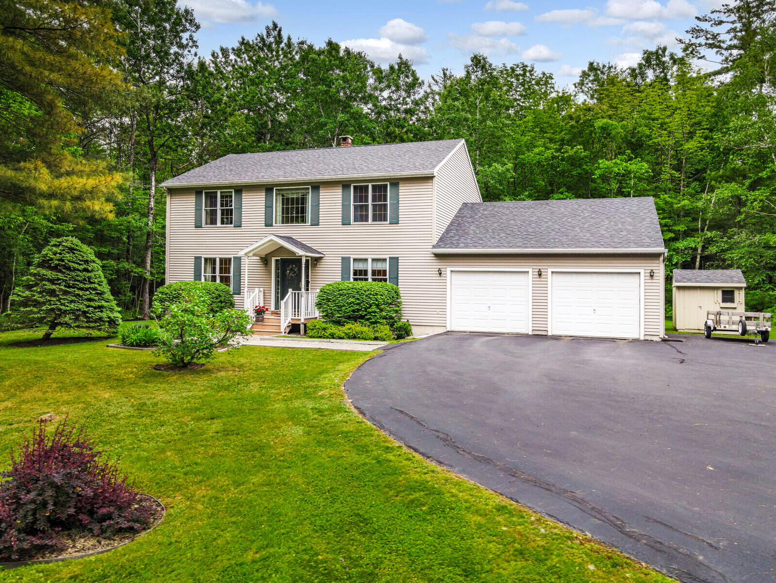 38 Pond Road Manchester ME 04351