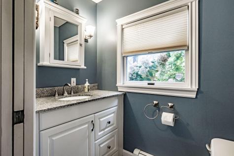 51 Leighton Road Falmouth ME 04105