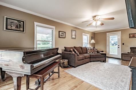 51 Leighton Road Falmouth ME 04105