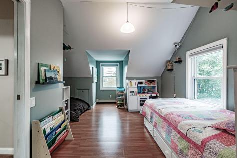 51 Leighton Road Falmouth ME 04105
