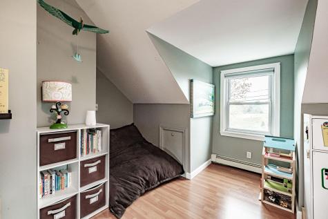 51 Leighton Road Falmouth ME 04105
