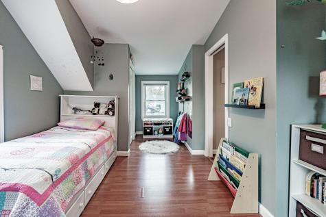 51 Leighton Road Falmouth ME 04105