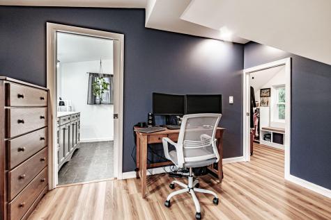 51 Leighton Road Falmouth ME 04105
