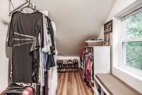 51 Leighton Road Falmouth ME 04105