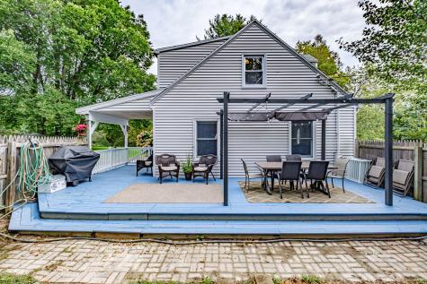 51 Leighton Road Falmouth ME 04105