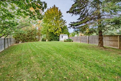 51 Leighton Road Falmouth ME 04105