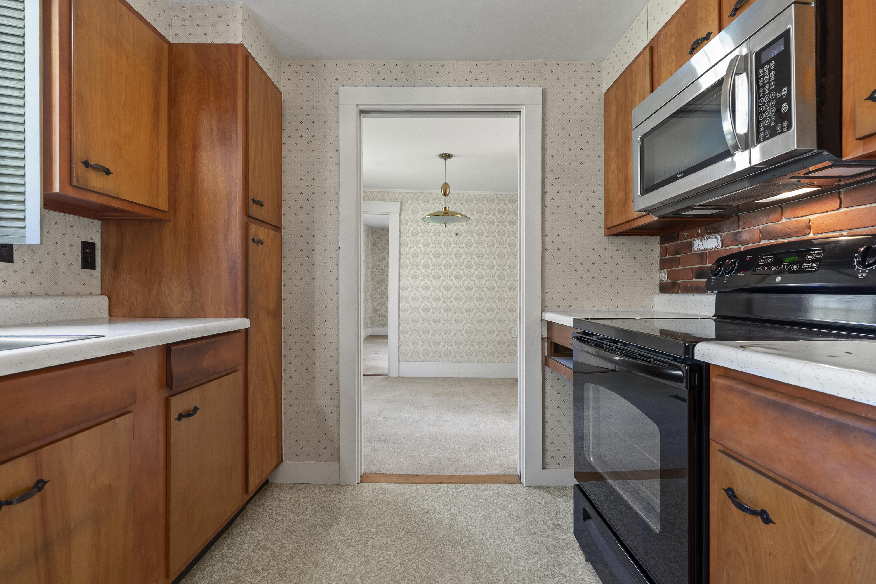 1228 State Route 32 Bristol ME 04564