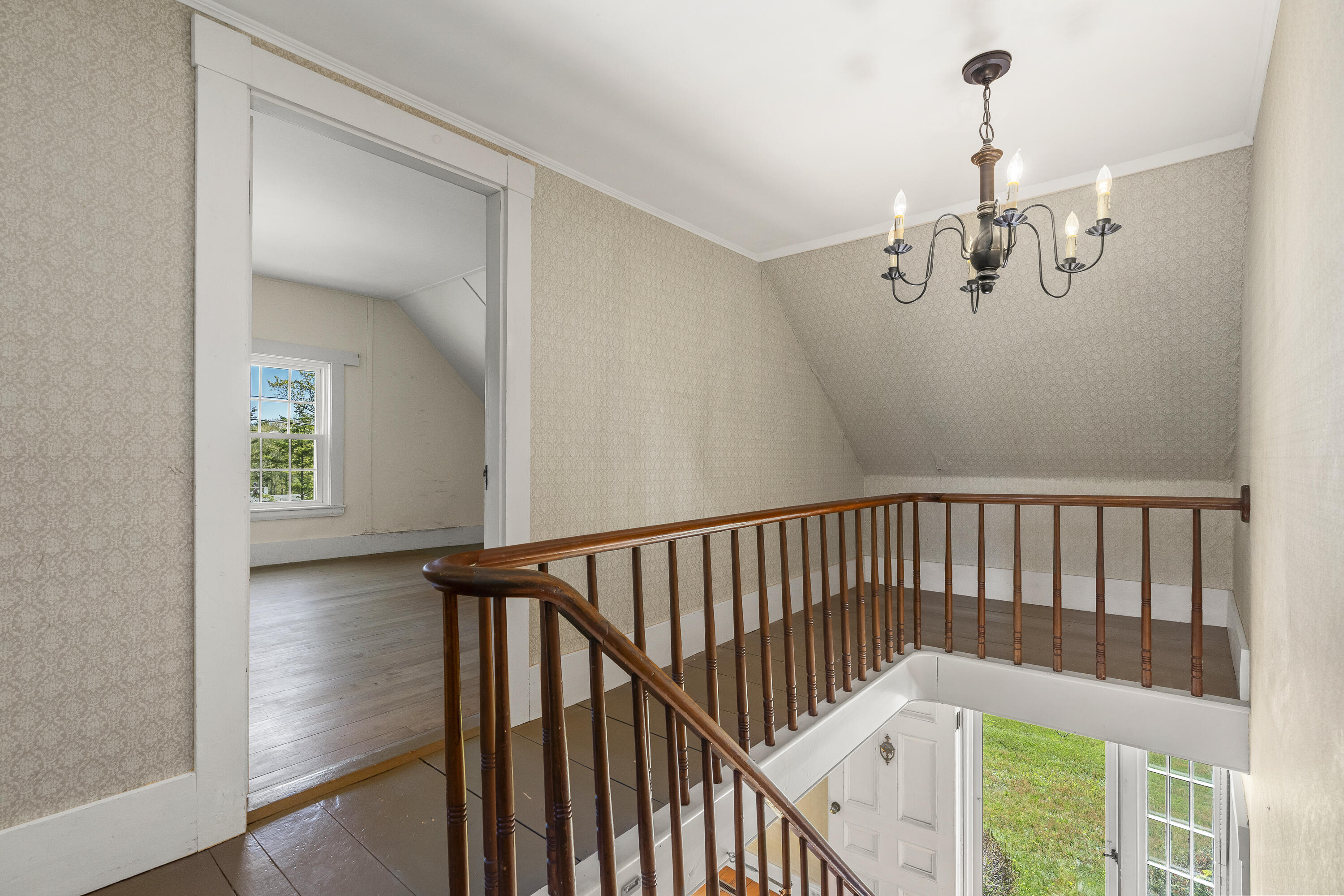 1228 State Route 32 Bristol ME 04564
