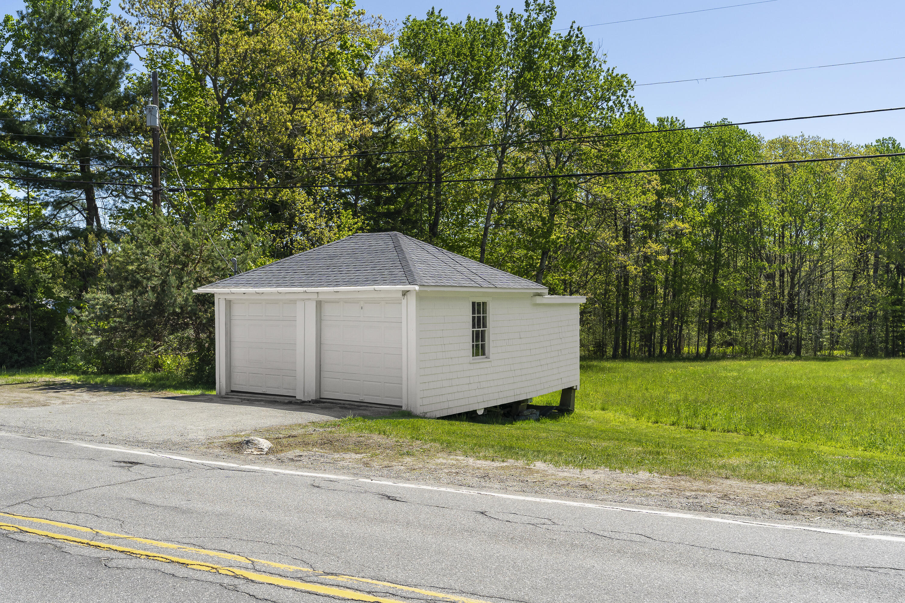 1228 State Route 32 Bristol ME 04564