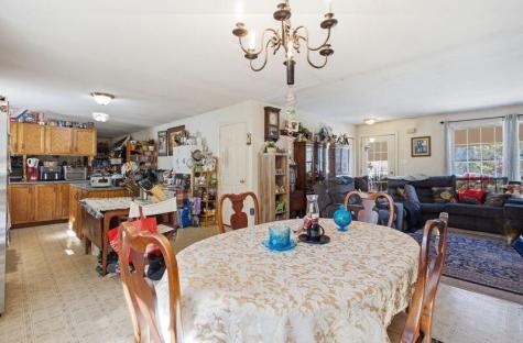 75 Tedford Road Topsham ME 04086