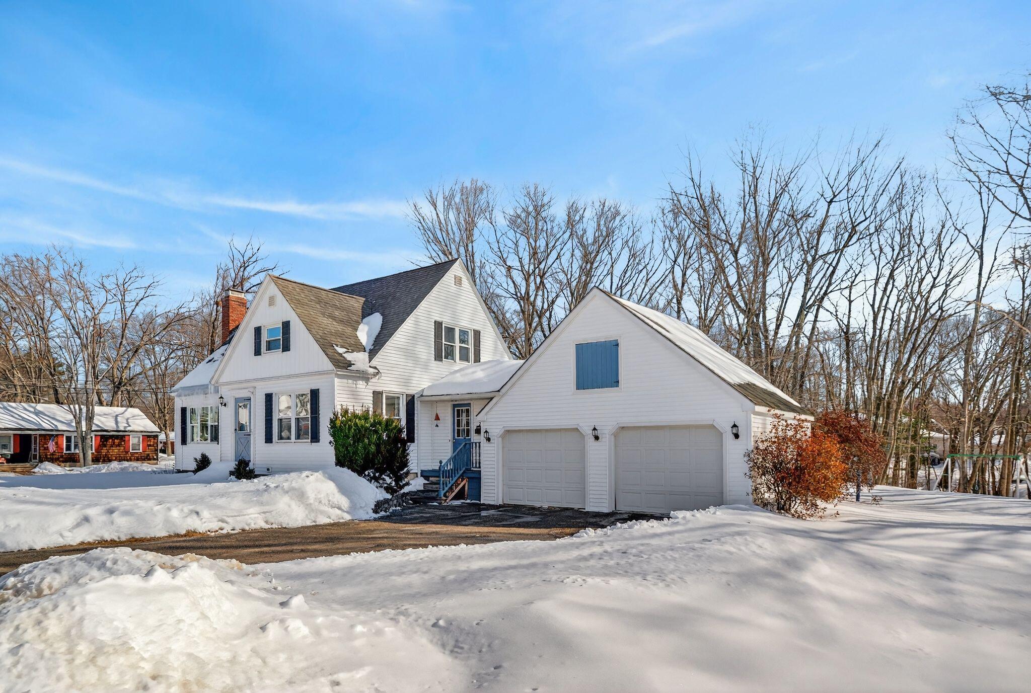 27 Bowdoin Street Lisbon ME 04252