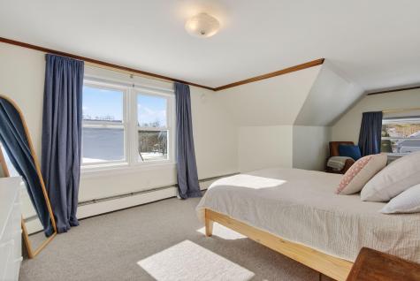 27 Bowdoin Street Lisbon ME 04252