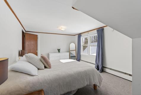 27 Bowdoin Street Lisbon ME 04252