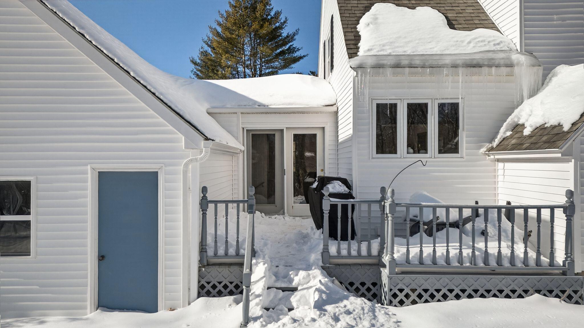 27 Bowdoin Street Lisbon ME 04252