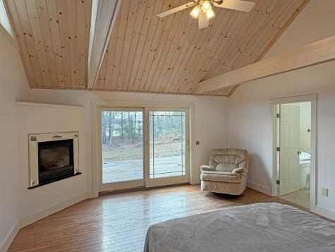 84 Mosely Point Lane Lamoine ME 04605