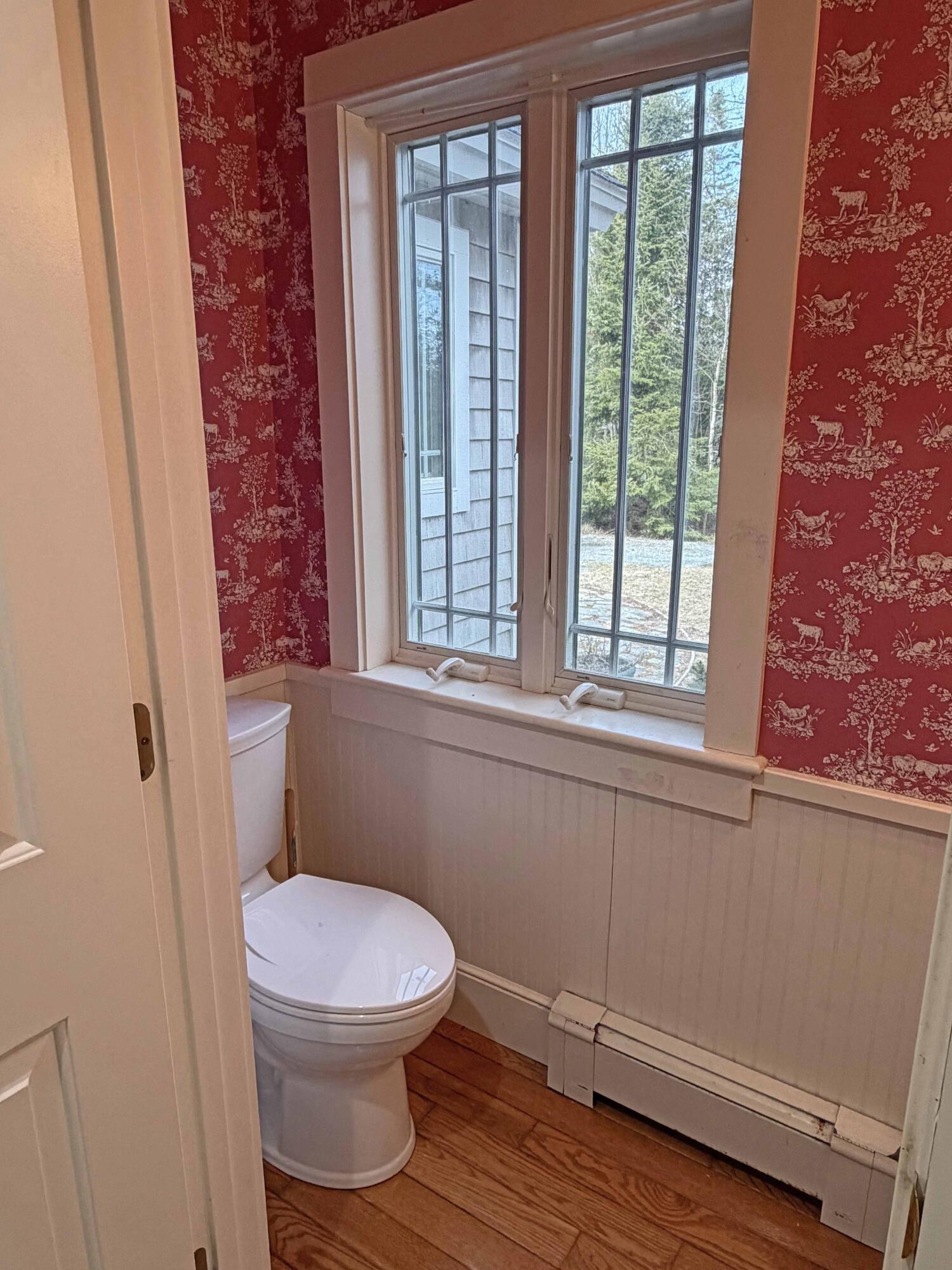 84 Mosely Point Lane Lamoine ME 04605