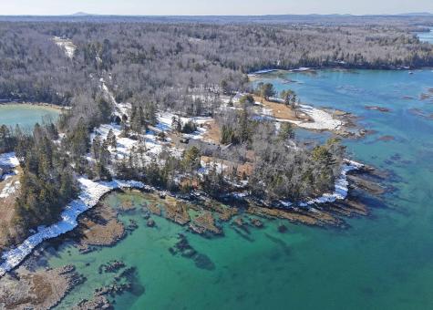 84 Mosely Point Lane Lamoine ME 04605