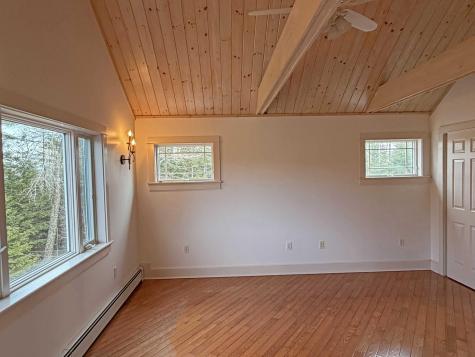 84 Mosely Point Lane Lamoine ME 04605