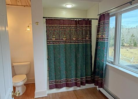 84 Mosely Point Lane Lamoine ME 04605