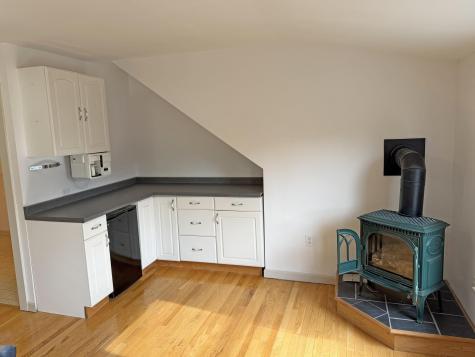 84 Mosely Point Lane Lamoine ME 04605