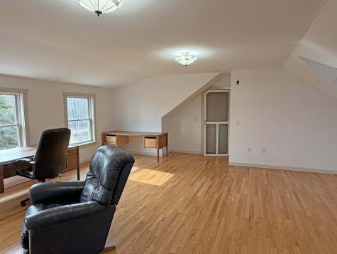 84 Mosely Point Lane Lamoine ME 04605