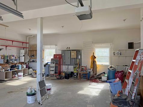 84 Mosely Point Lane Lamoine ME 04605