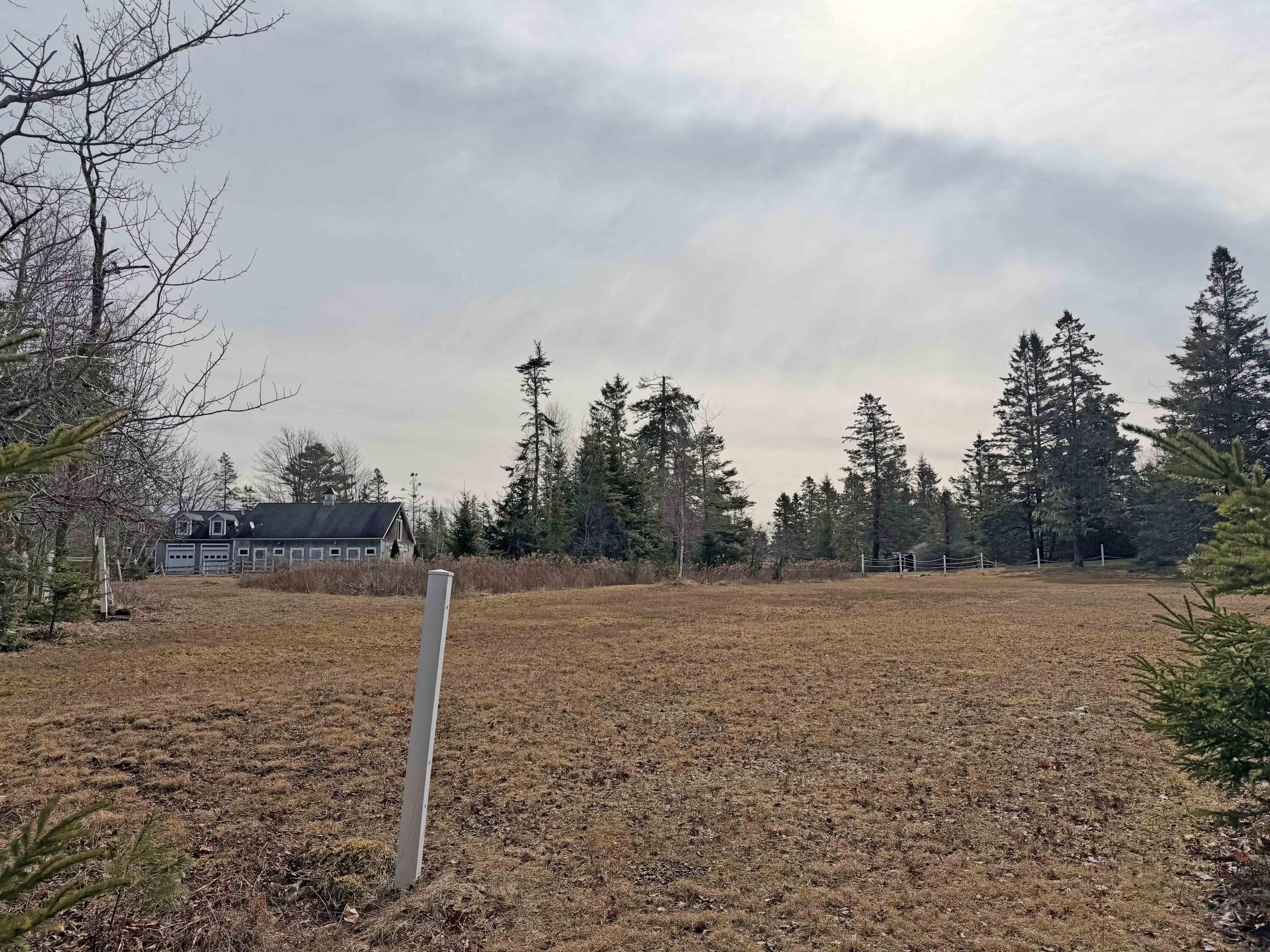 84 Mosely Point Lane Lamoine ME 04605