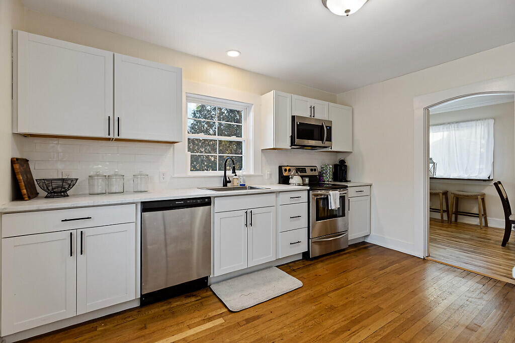 18 Manley Street Augusta ME 04330