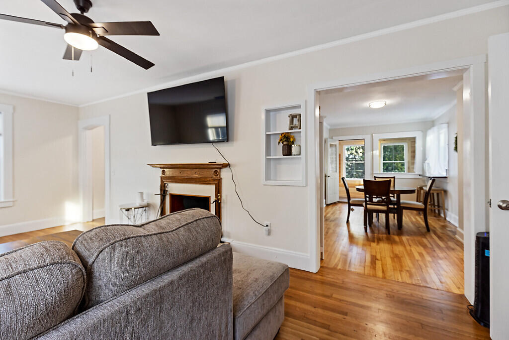 18 Manley Street Augusta ME 04330