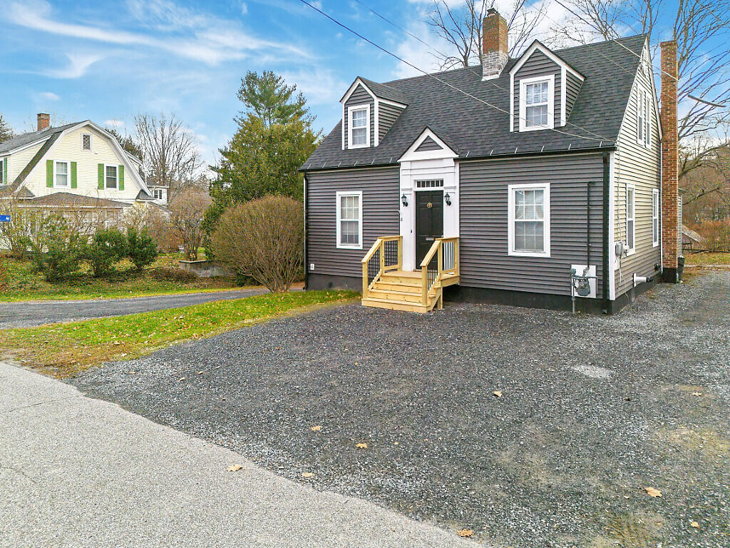 18 Manley Street Augusta ME 04330