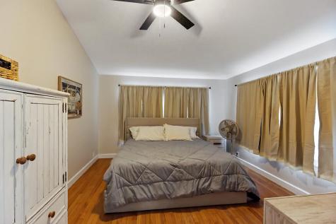 18 Manley Street Augusta ME 04330