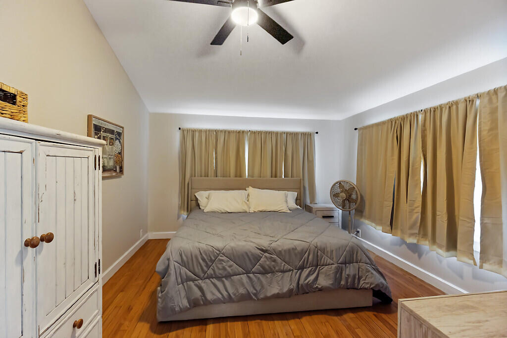 18 Manley Street Augusta ME 04330