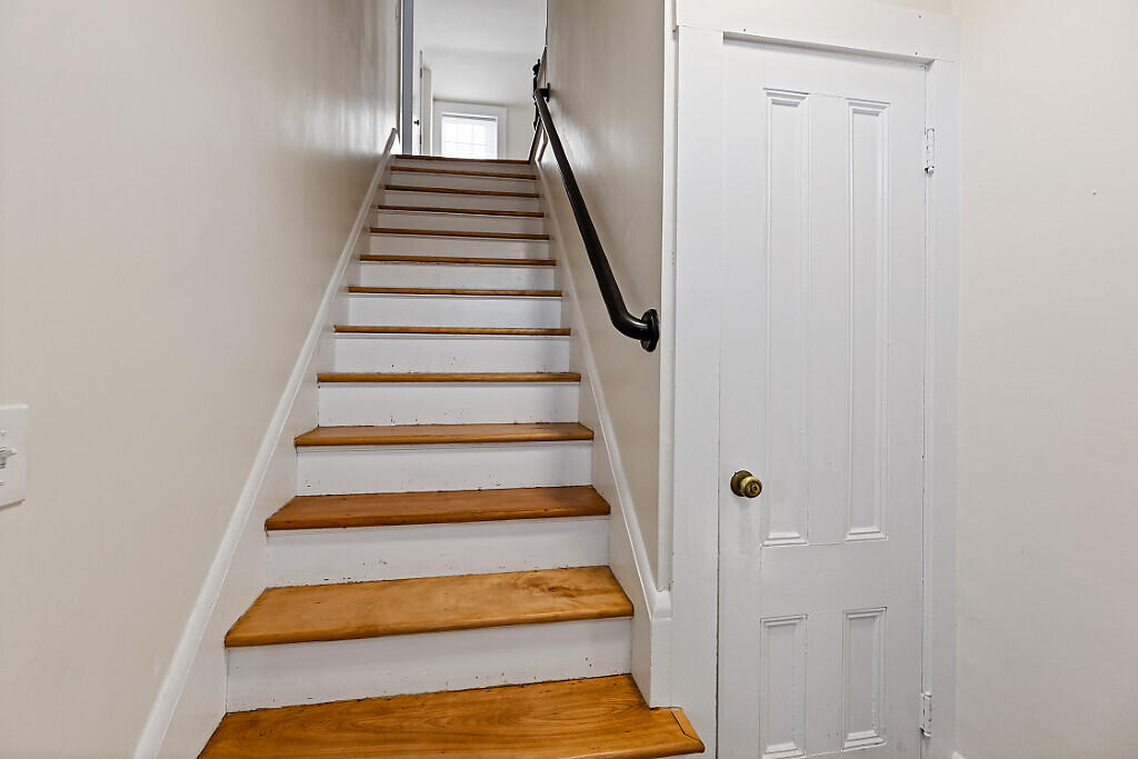 18 Manley Street Augusta ME 04330