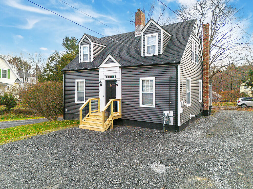 18 Manley Street Augusta ME 04330