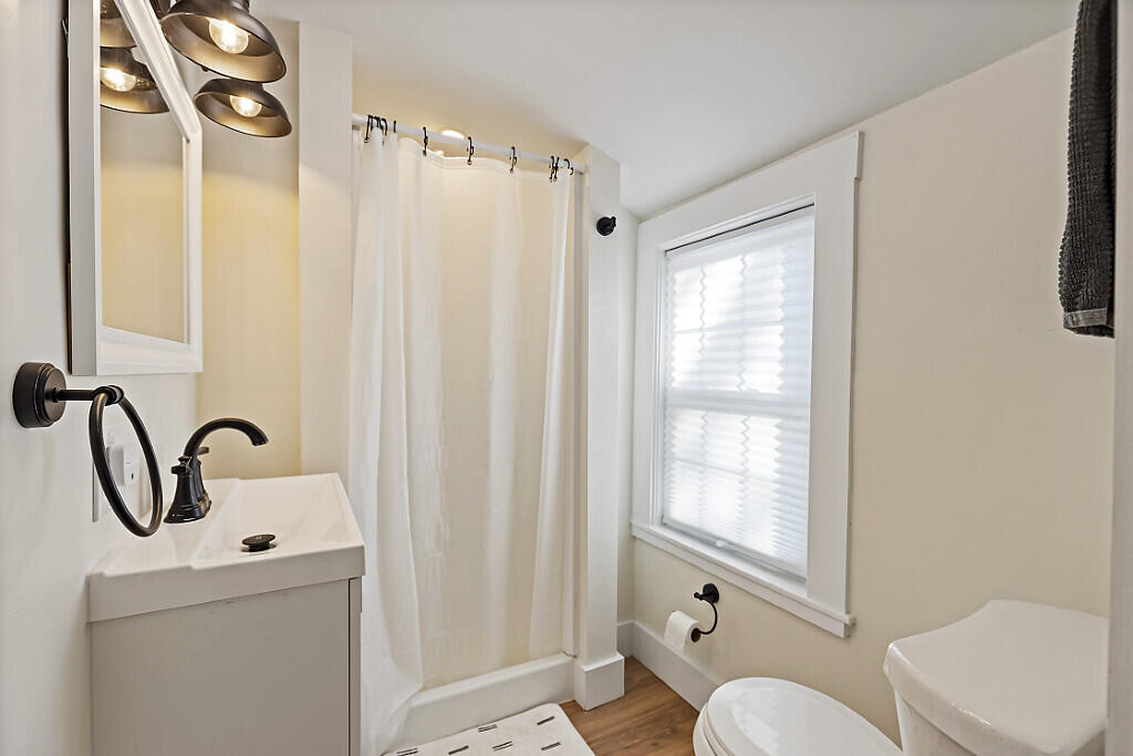 18 Manley Street Augusta ME 04330