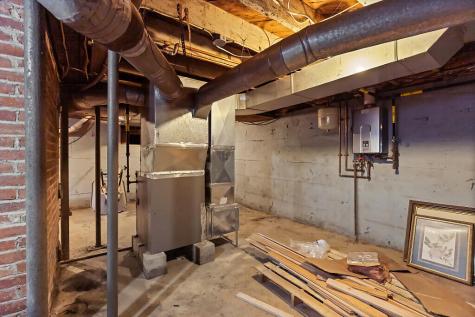 18 Manley Street Augusta ME 04330