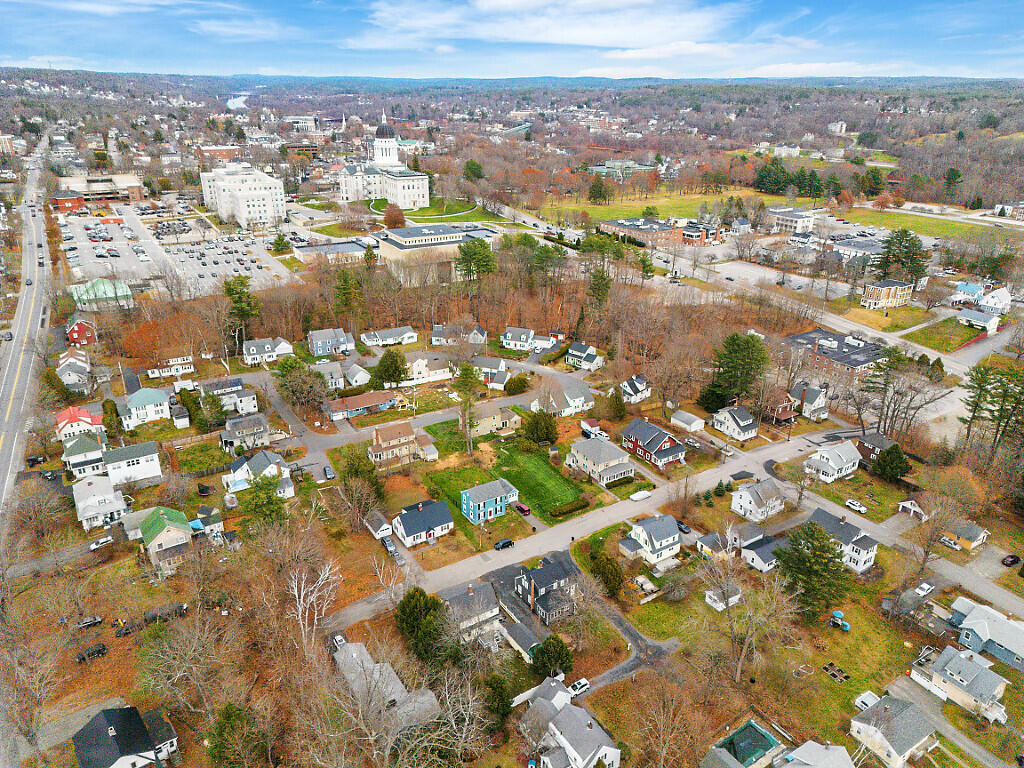 18 Manley Street Augusta ME 04330