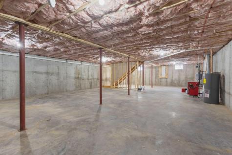 13 Quaker Lane Limerick ME 04048