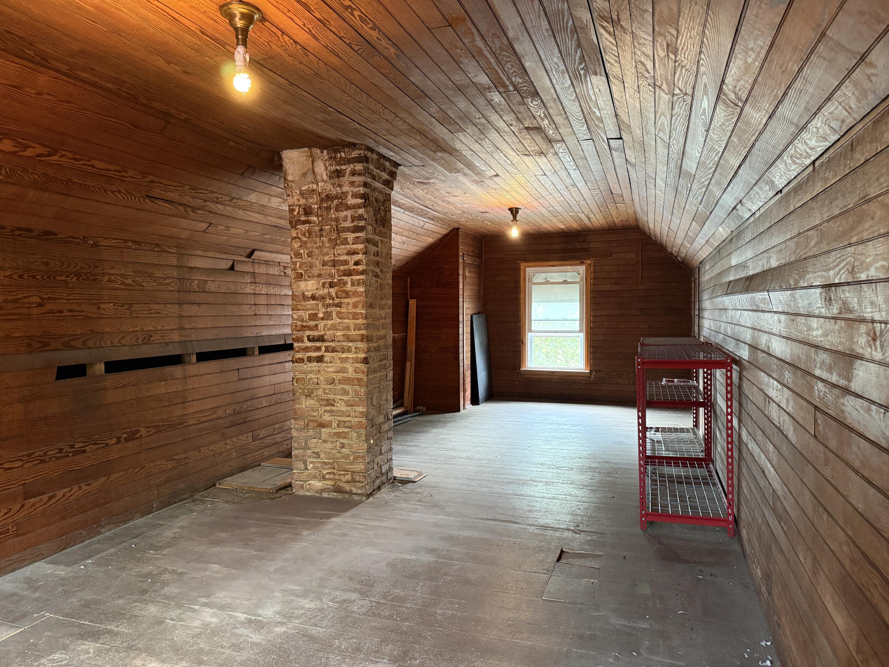 21 Fern Street Bangor ME 04401