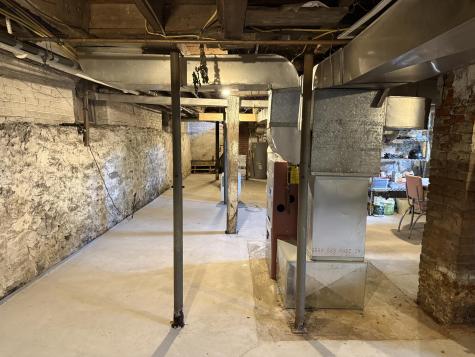 21 Fern Street Bangor ME 04401