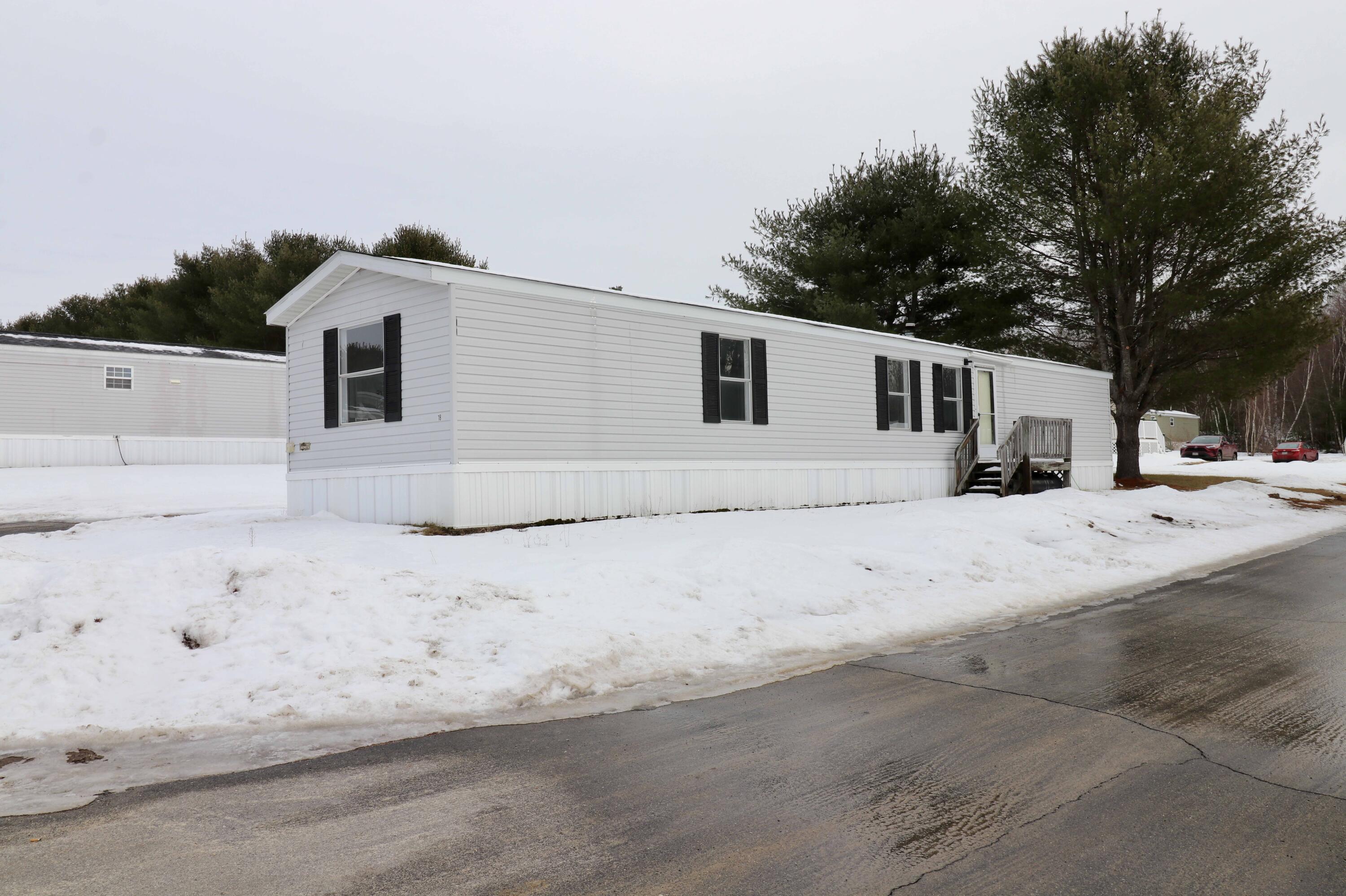 18 Purington Avenue Mechanic Falls ME 04256