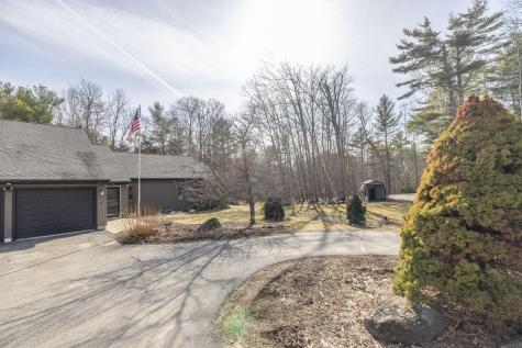 17 William Glen Drive Camden ME 04843