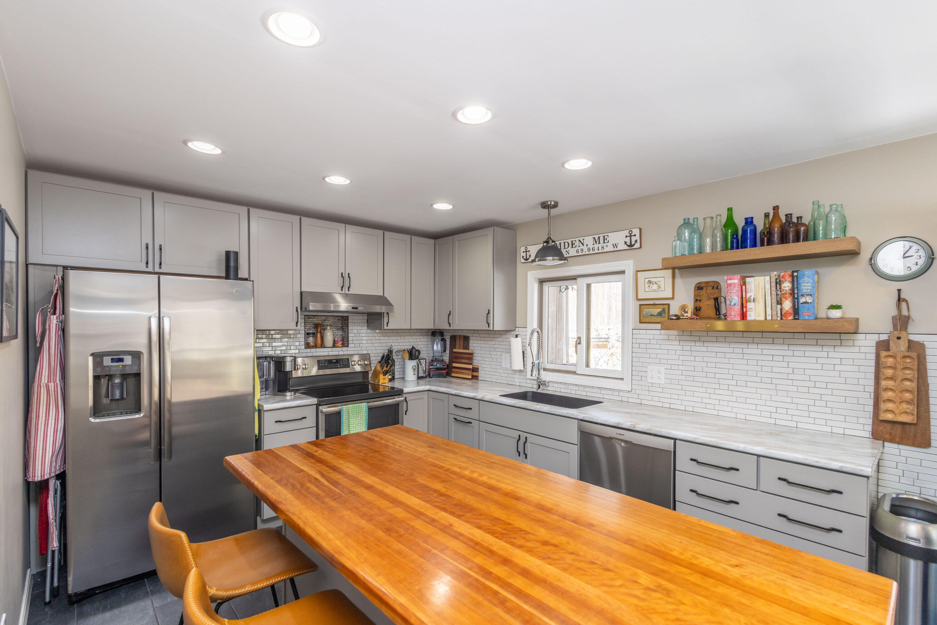 17 William Glen Drive Camden ME 04843