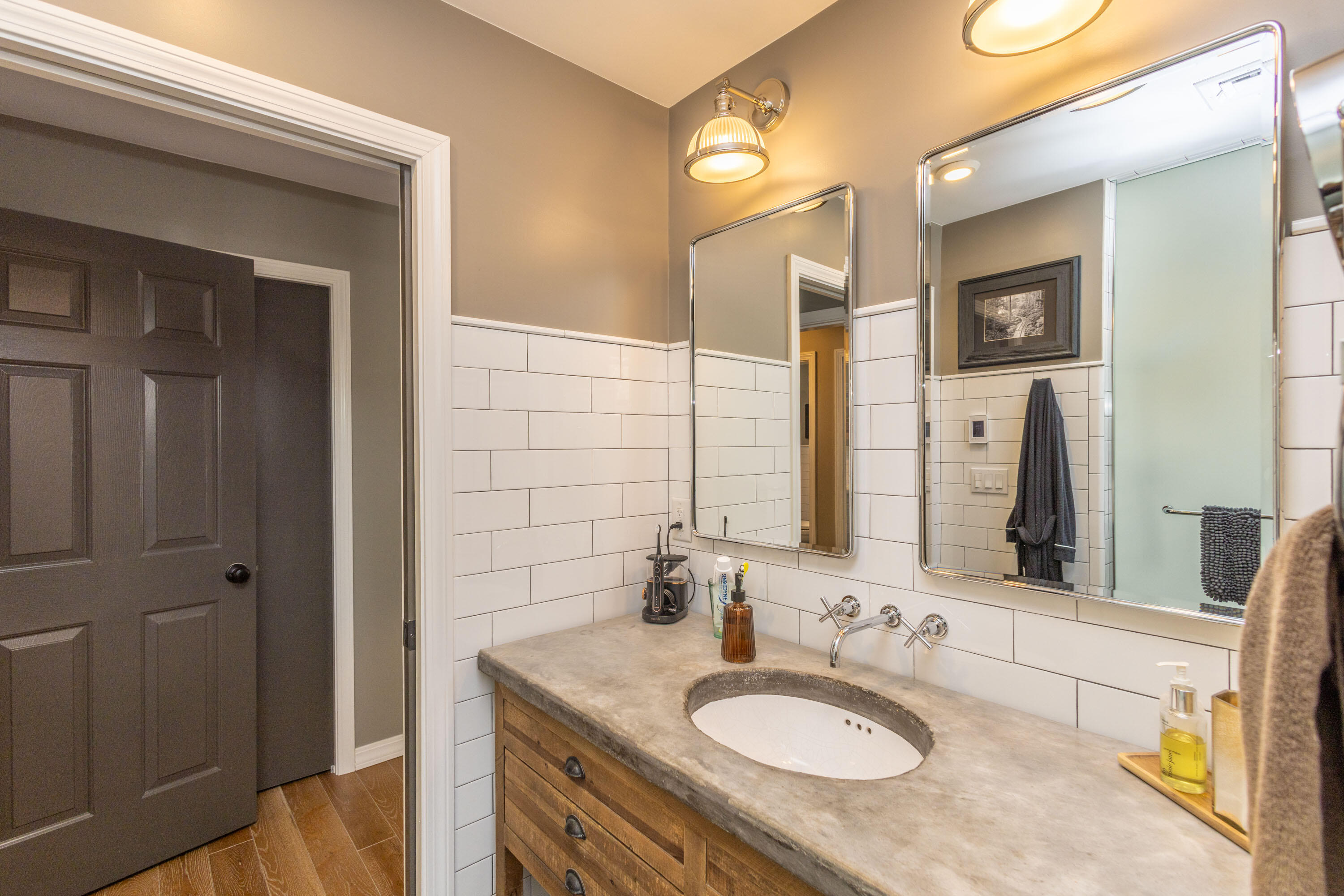 17 William Glen Drive Camden ME 04843