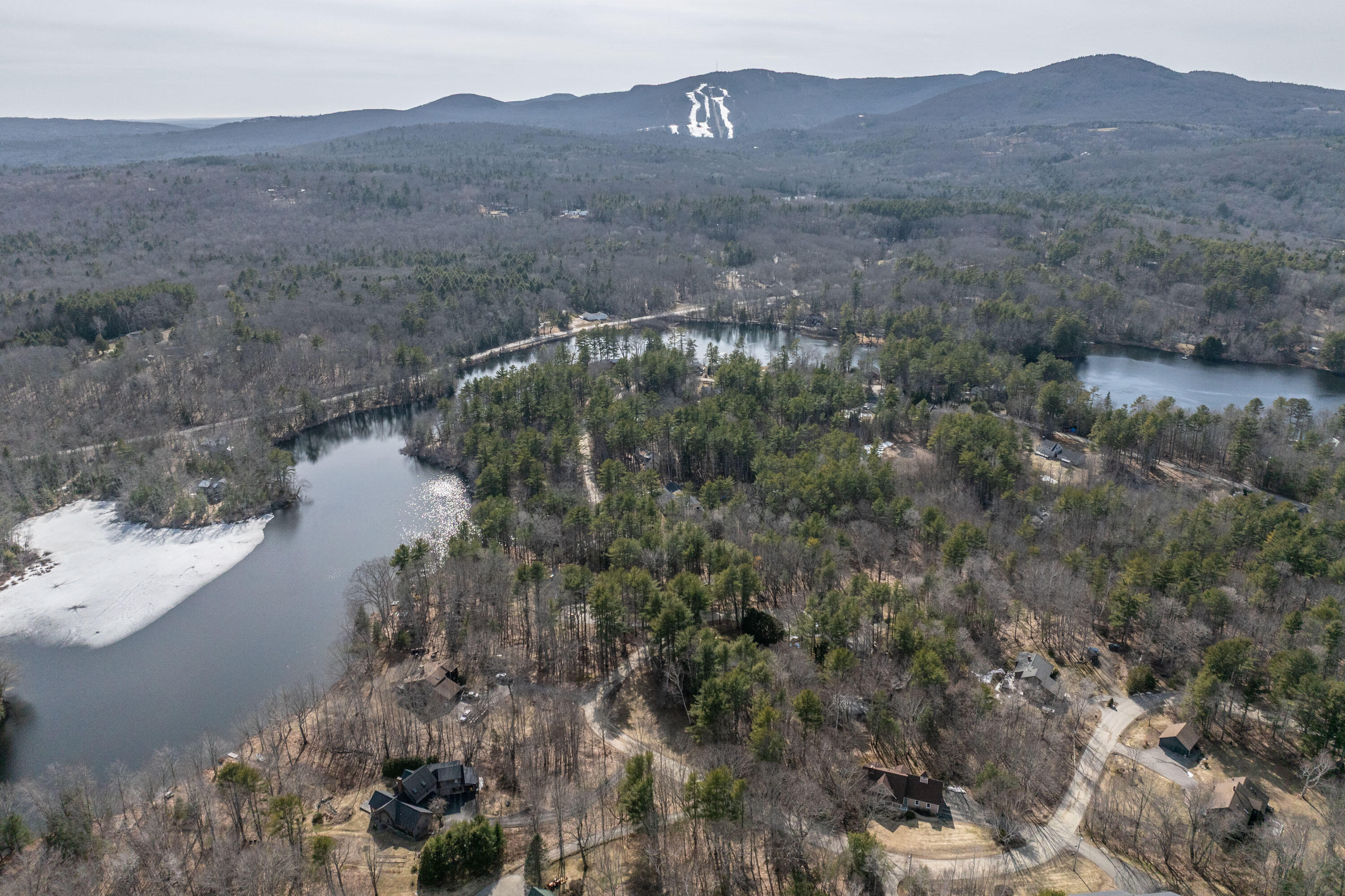 17 William Glen Drive Camden ME 04843