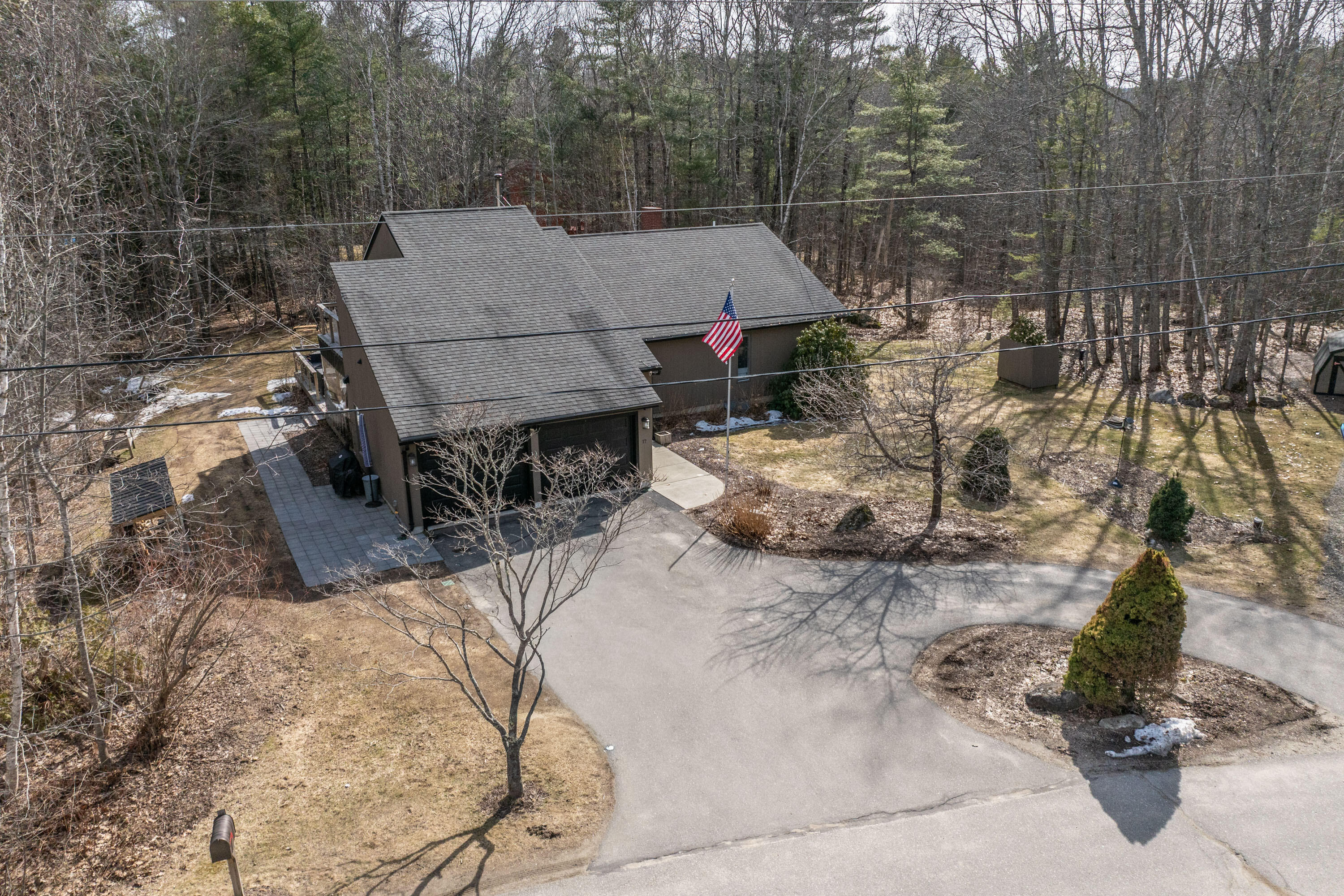 17 William Glen Drive Camden ME 04843
