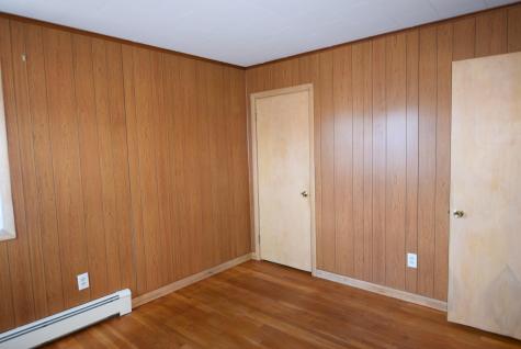 8 Highland Avenue Lewiston ME 04240