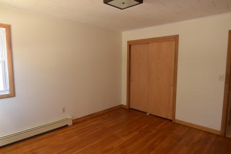 8 Highland Avenue Lewiston ME 04240