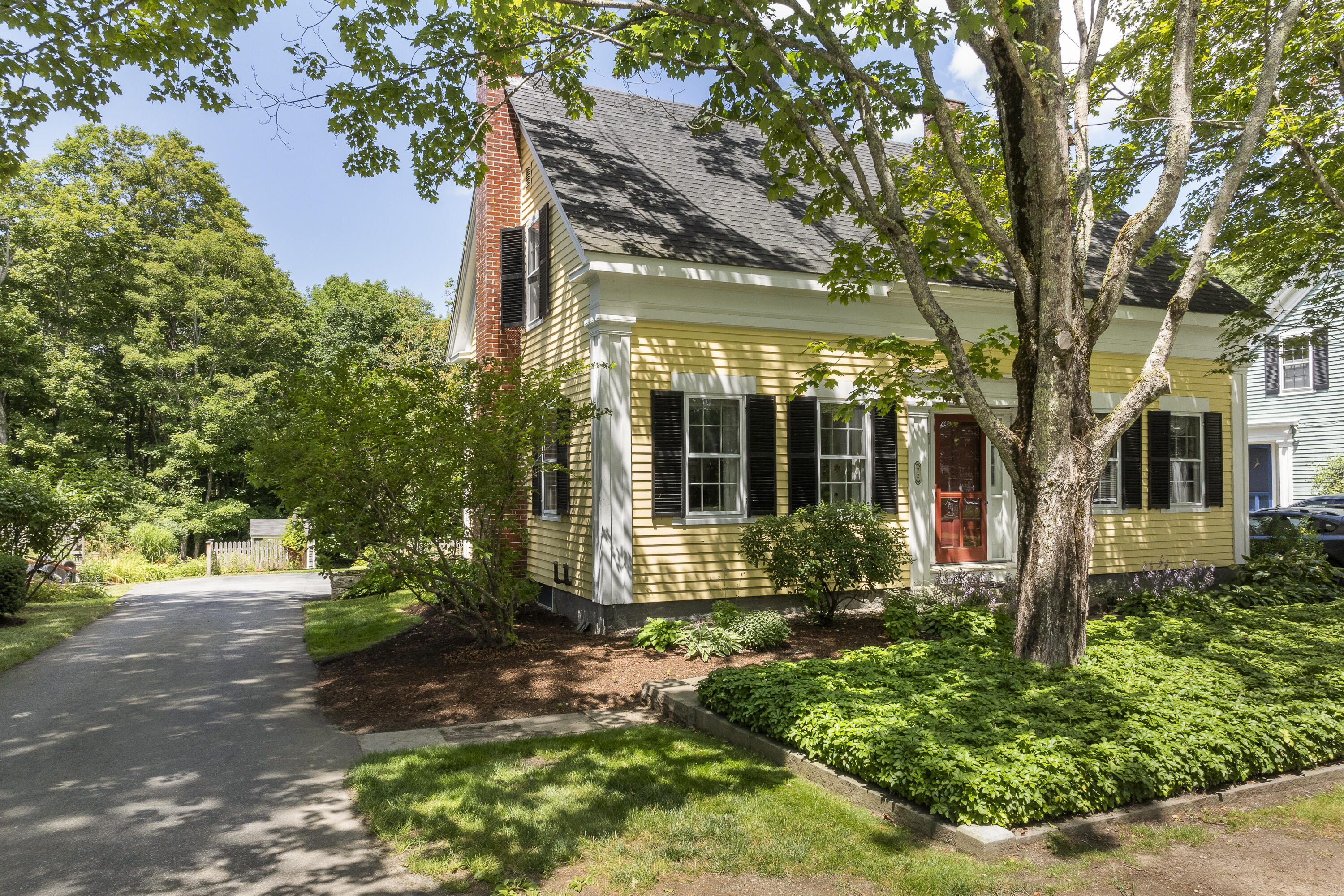 72 Glidden Street Newcastle ME 04553