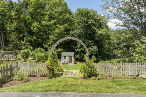 72 Glidden Street Newcastle ME 04553